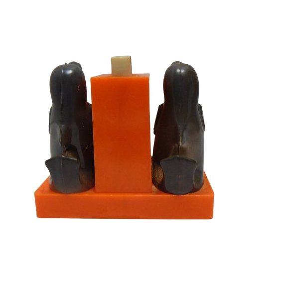 Vintage Double Dolphin Dual Salt And Pepper Shaker Mechanical Set Florida - Picture 4 of 6